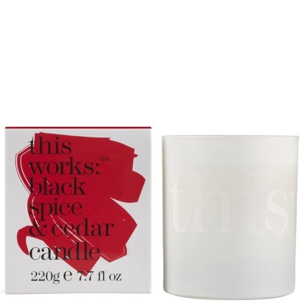 This Works Candle - Black Spice & Cedar 220G