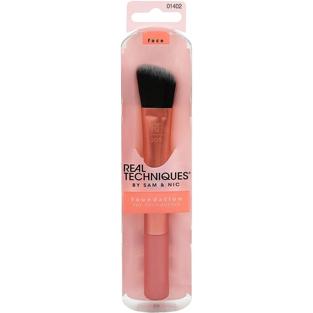 Real Techniques Foundation Brush