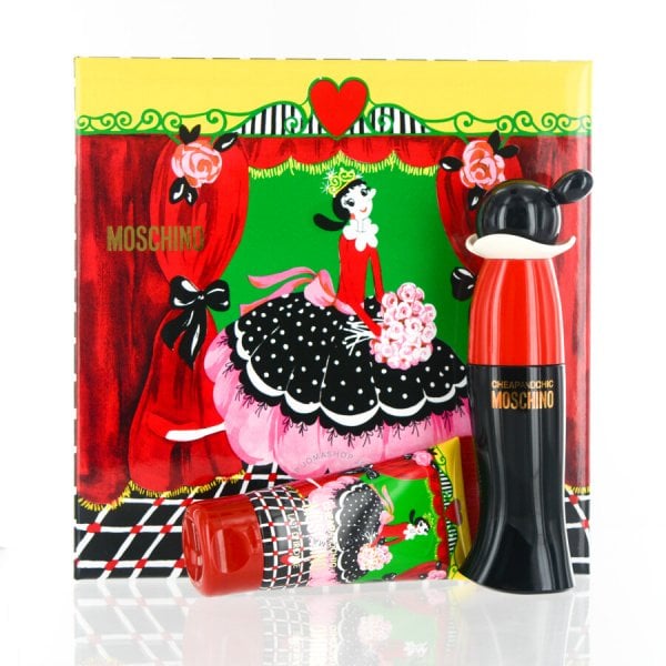 Moschino Moschino Cheap & Chic Gift Set 30ml EDT Spray + 50ml Body Lotion - Health & Beauty > Personal Care > Cosmetics > Bath & Body Gift Sets