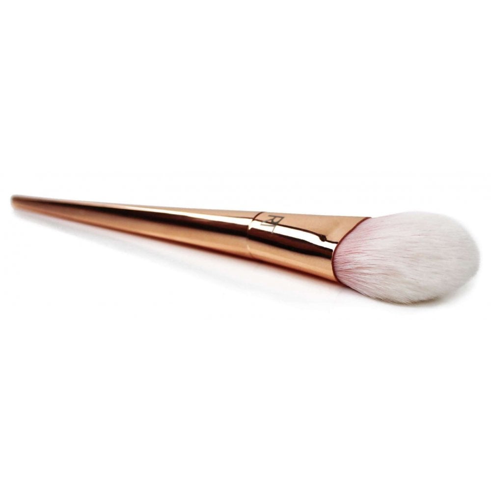 Real Techniques Real Techniques Bold Metals 300 Tapered Brush - Health & Beauty > Personal Care > Cosmetics > Cosmetic Tools > Makeup Tools > Makeup Brushes