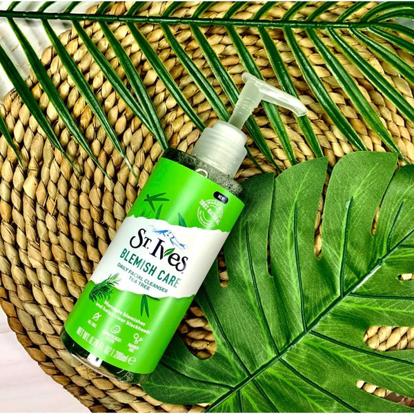 St Ives Daily Facial Cleanser Blemish Care Tea Tree 200ml