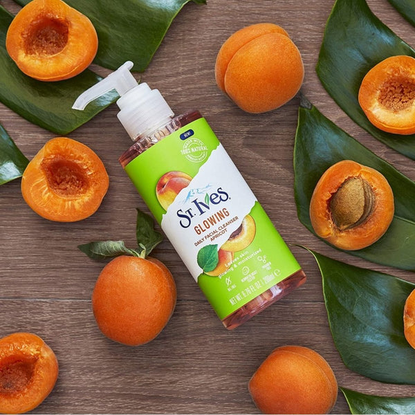 St Ives Daily Facial Cleanser Glowing Apricot 200ml